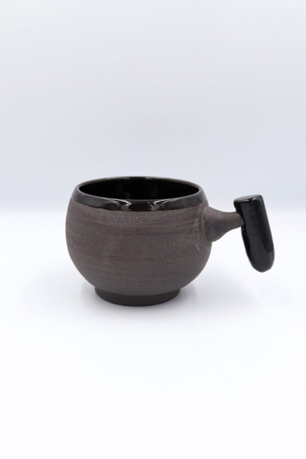 Black ball mug with wood handle