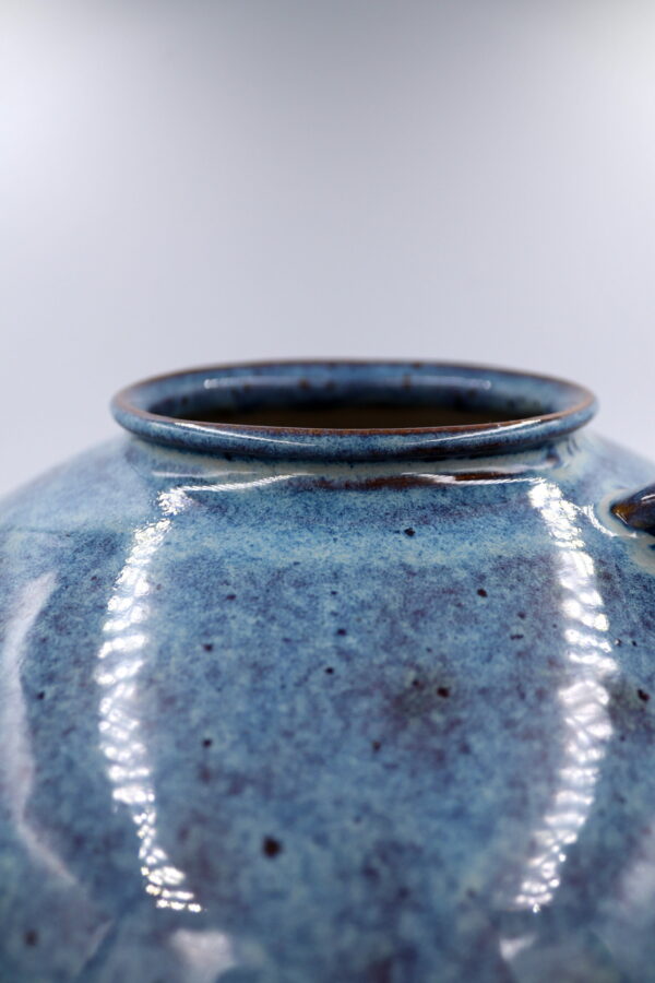 Big blue vase